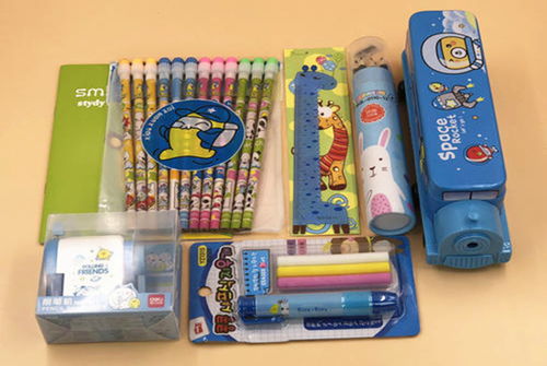 孩子上學(xué)后,最費錢的不是學(xué)費而是文具,這三種最為 燒錢