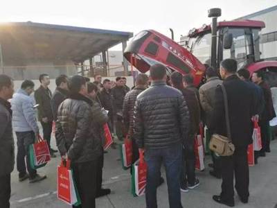 黃海金馬拖拉機工廠體驗活動 農(nóng)機手實地感受，助力農(nóng)業(yè)機械銷售
